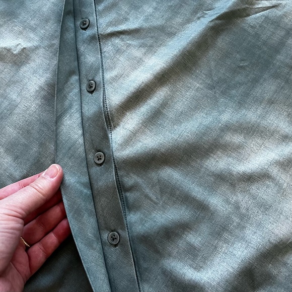 ATHLETA NWT URBANITE TOP SIZE LARGE SPORTY ACTIVE ATHLEISURE OUTDOORS - Picture 3 of 8